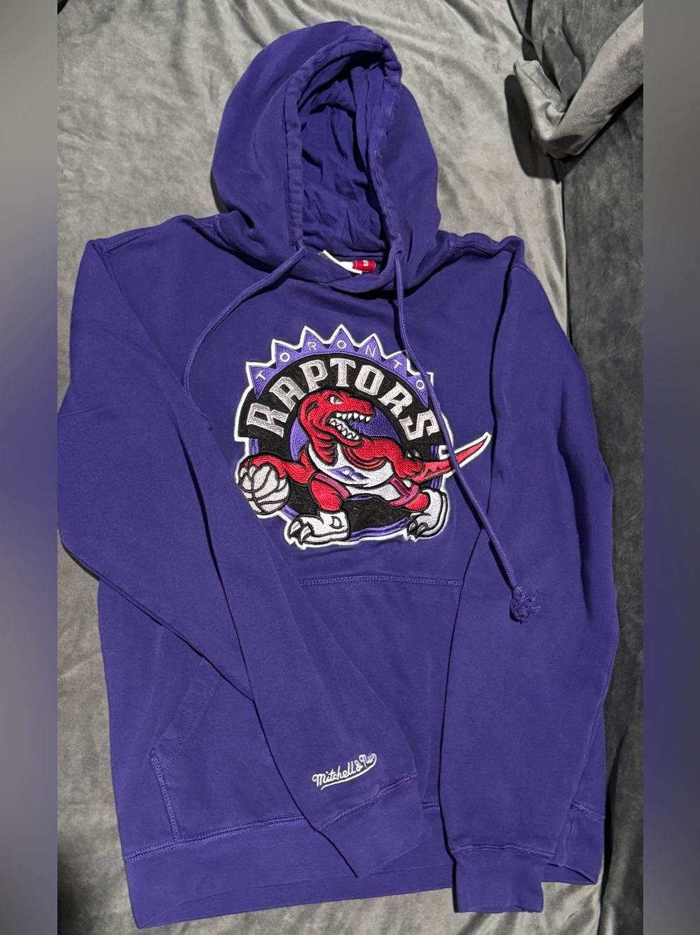 Mitchell & Ness Toronto Raptors Hardwood Classics Hoodie Purple Men's Sm as is